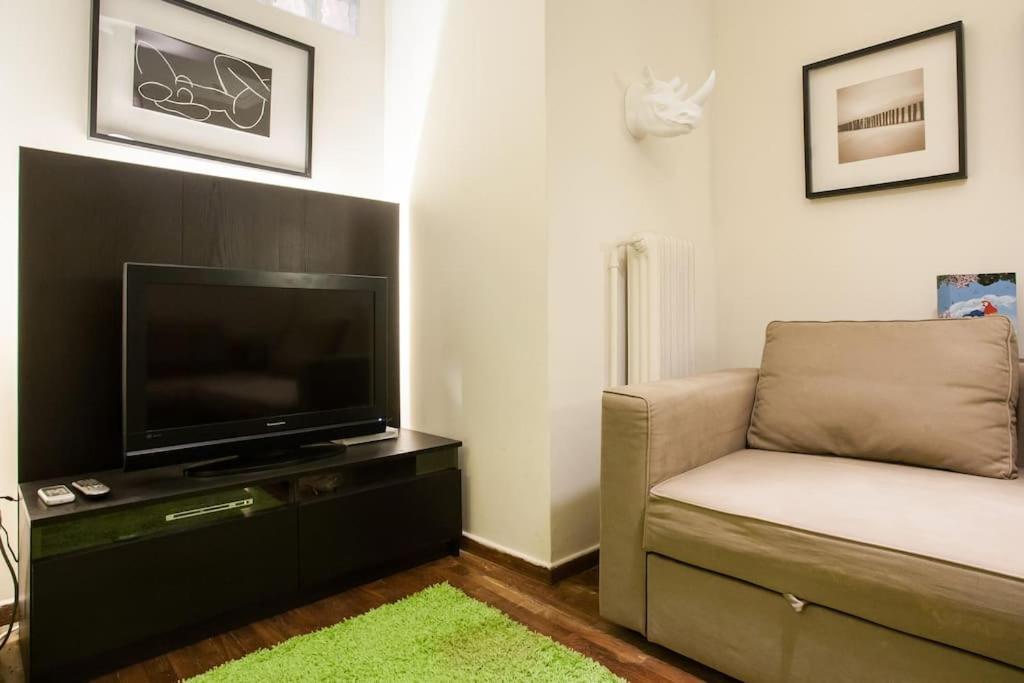 Traveler'S Dream In Historic Acropolis Downtown Apartamento Atenas Exterior foto